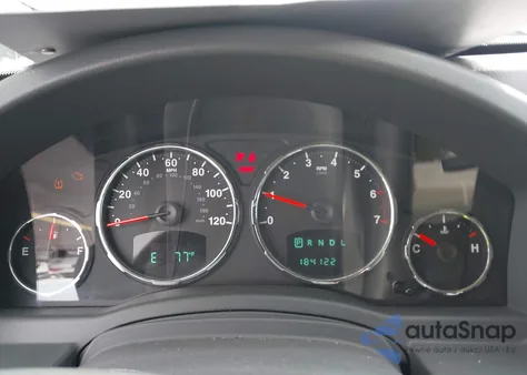 2008 Jeep Liberty Sport z USA, uszkodzony, nr VIN 1J8GP28K98W242217